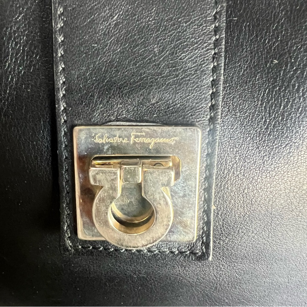 Vintage Salvatore Ferragamo bag - Picture 4 of 8